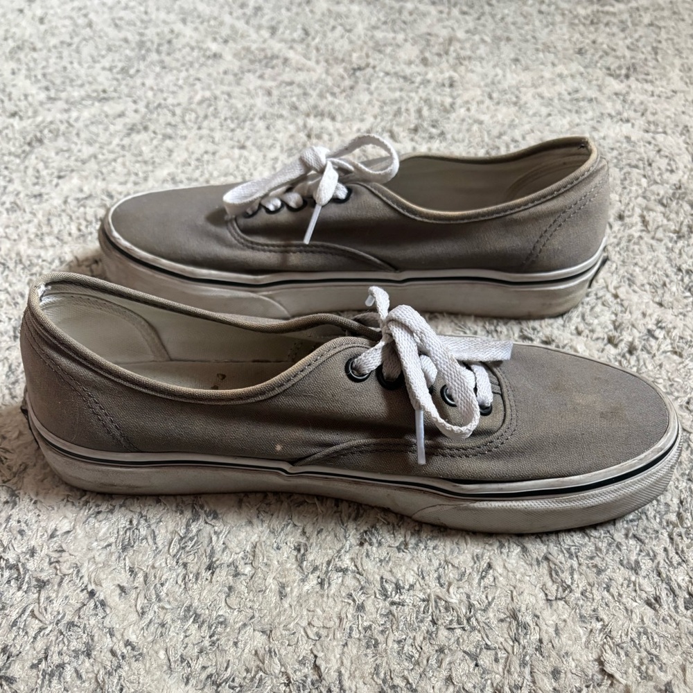 Women’s Classic Gray Vans - Picture 4 of 5